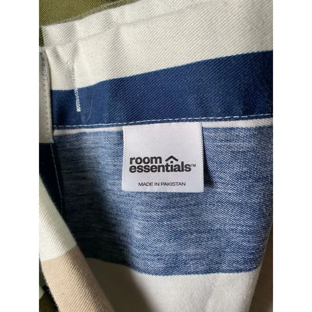 Room Essentials Blocked Colored Fabric Shower Curtain